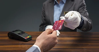 How Forex Cards Help Travellers Avoid High Transaction Fees